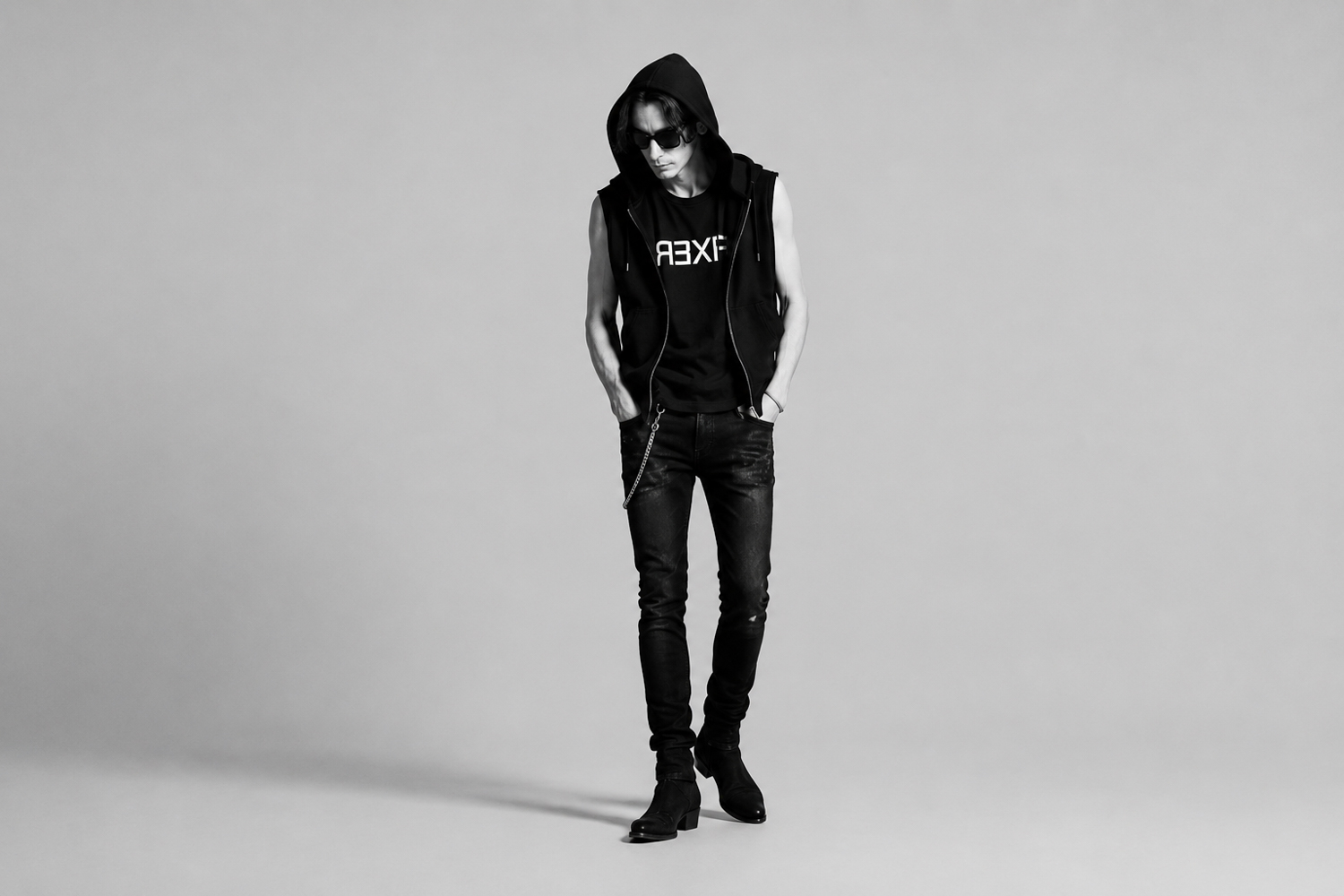 黒は、重ねて深くなる。 / FIXER FPK-06 ZIP UP Technical Jersey SLEEVELESS HOODIE —【PRE-ORDER OPEN|2026.6.19(Fri) — 2026.7.05(Sun)】 JAPAN 日本 愛知 名古屋 Alto e Diritto altoediritto アルトエデリット フィクサー フーディー パーカー