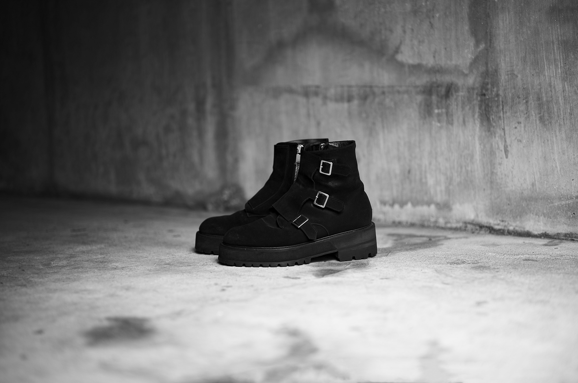 履き込むほど、SUEDEは深くなる。 / FIXER FBT-01 TRIPLE STRAP BOOTS — フィクサー ブーツ スエードブーツ JAPAN 日本 愛知 名古屋 Alto e Diritto altoediritto アルトエデリット