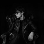 言葉は減り、佇まいが増す。 / FIXER × Mr.CASANOVA “RAVEN” — JAPAN 日本 愛知 名古屋 Alto e Diritto altoediritto アルトエデリット サングラス フィクサー ミスターカサノバ