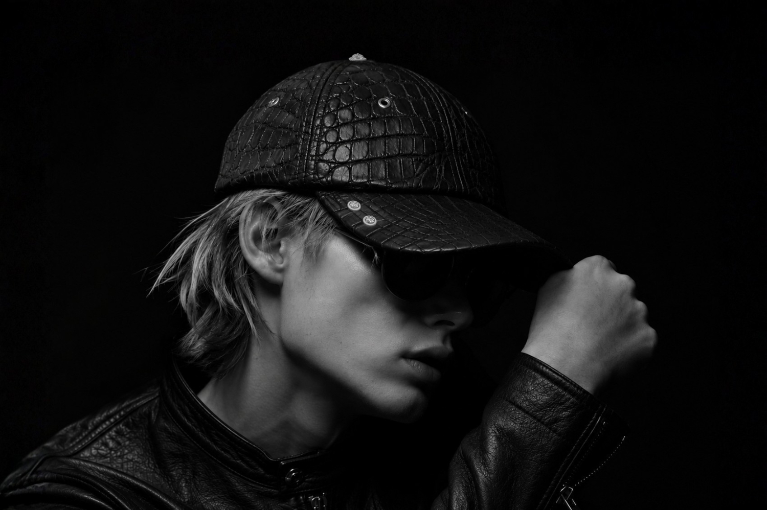 THE LINE CROCODILE CAP / 存在は、主張しない。 Presence Remains. — イサムカタヤマバックラッシュ ザライン クロコダイル キャップ JAPAN 日本 愛知 名古屋 Alto e Diritto altoediritto アルトエデリット