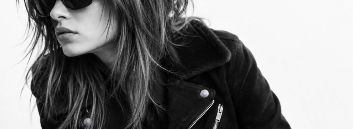 — FIXER FW-1 — TENSION IN SOFTNESS. — 柔らかさの奥に、緊張を。—のイメージ
